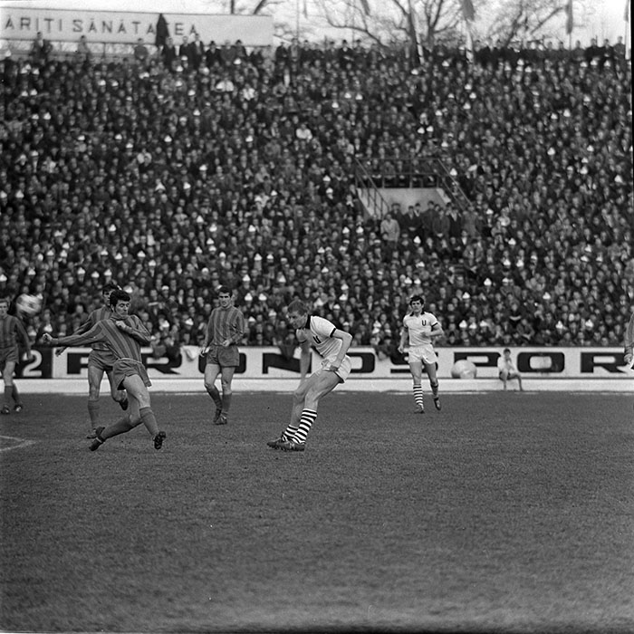 minerva_1967-1973_c6r15_012