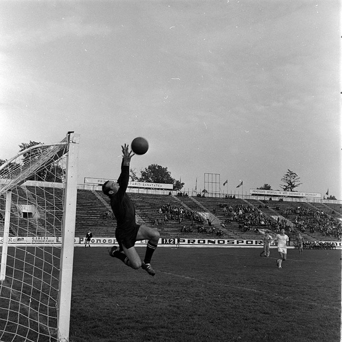 minerva_1967-1973_c6r18_006