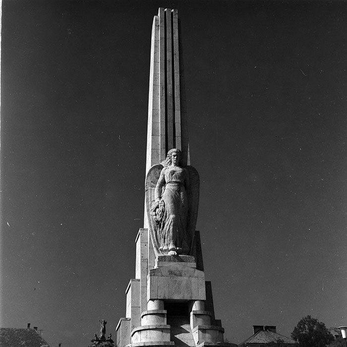 minerva_1967-1973_c7r2_004