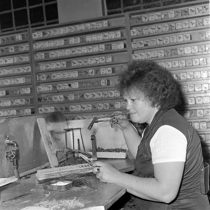 minerva_1971_c3_c2r1_003