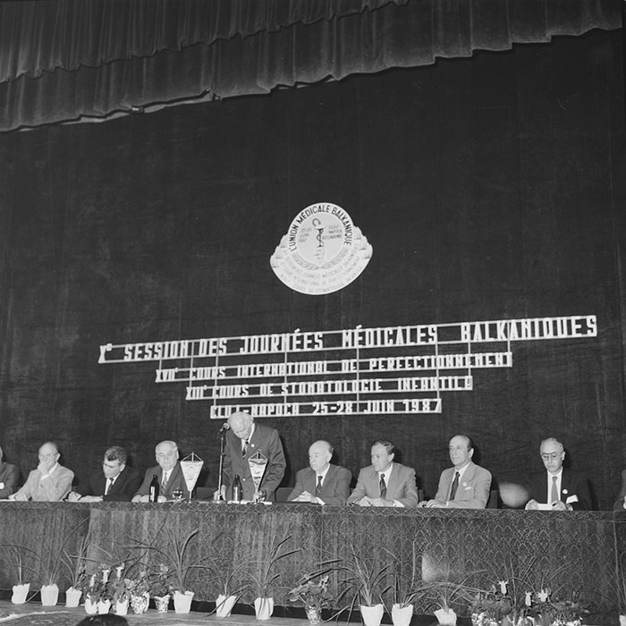 minerva_1971_c3_c4r4_001