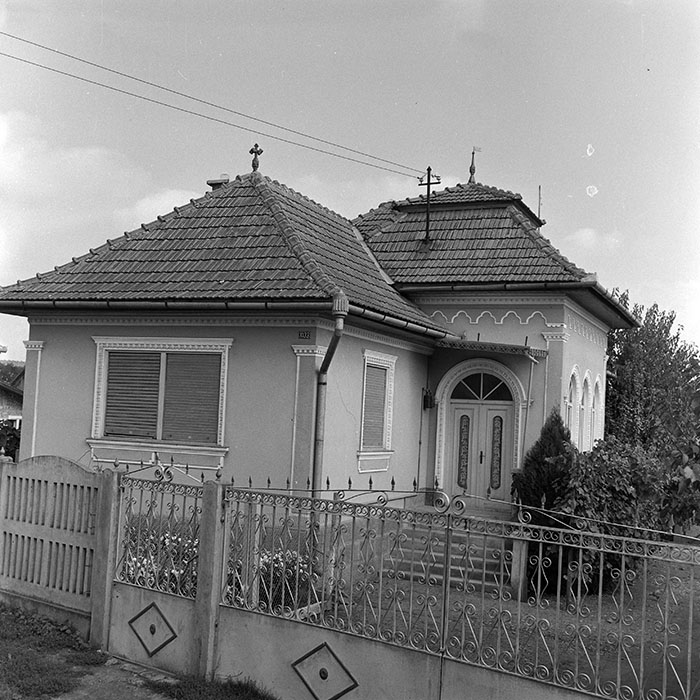 minerva_1972_c4_c2r1_003