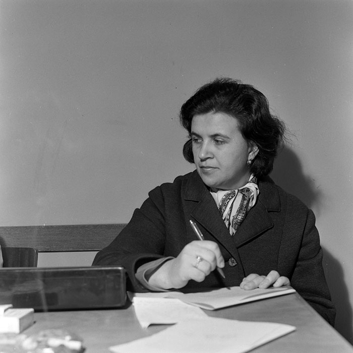 minerva_1972_c4_c2r4_005