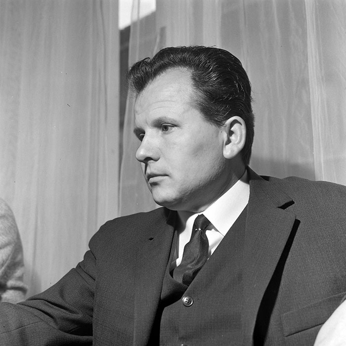 minerva_1972_c4_c2r4_007