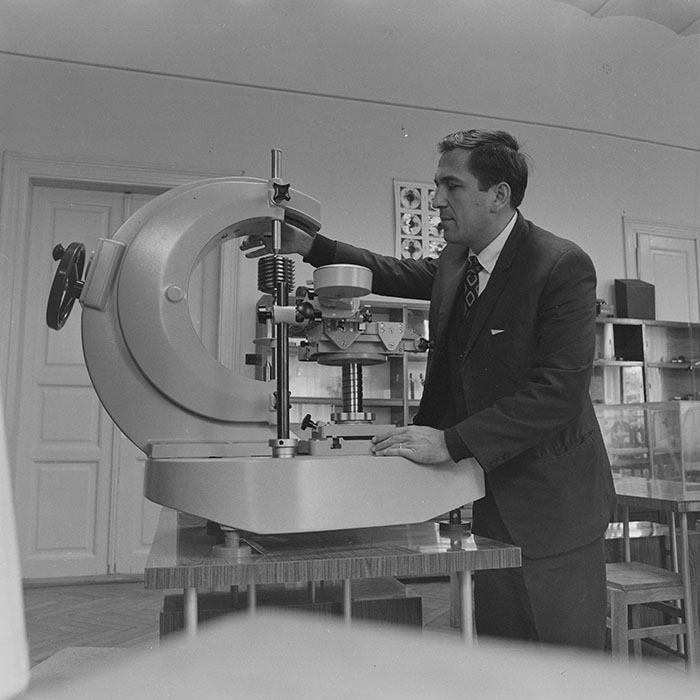 minerva_1972_c4_c2r5_001