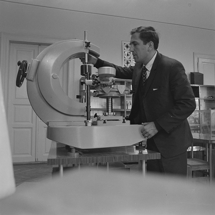 minerva_1972_c4_c2r5_003