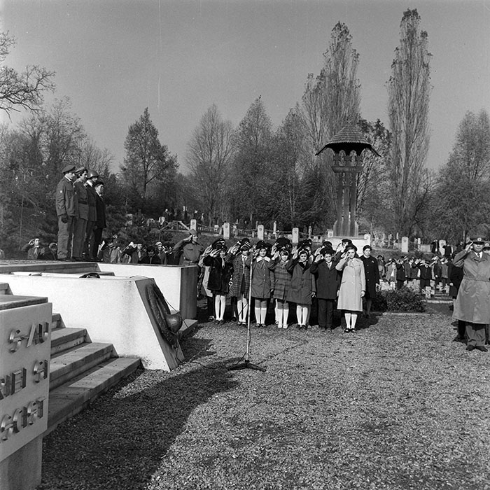 minerva_1972_c4_c7r2_001