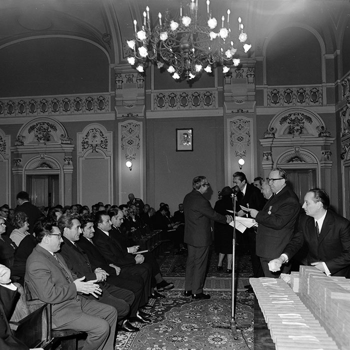 minerva_1972_c4_c9r2_007