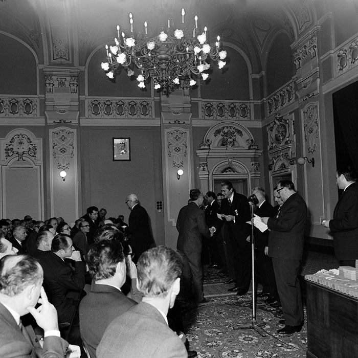 minerva_1972_c4_c9r2_008