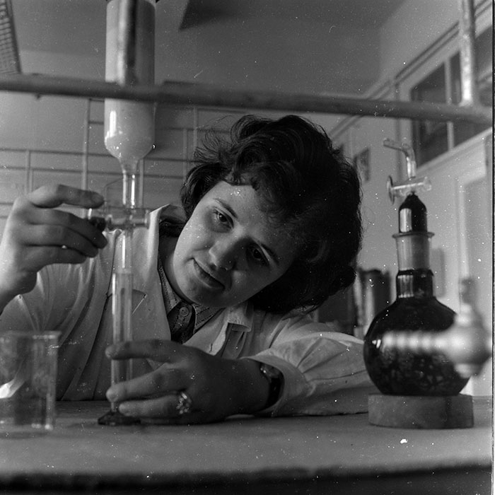 minerva_1972-1976_c1_c04_013