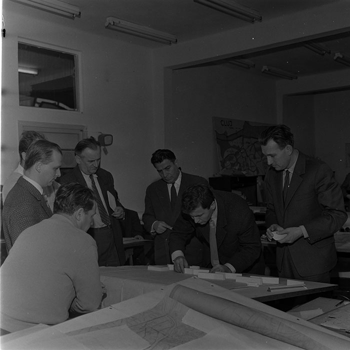 minerva_1972-1976_c1_c07_026