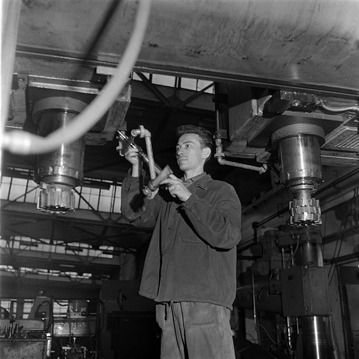 minerva_1972-1976_c1_c10_007