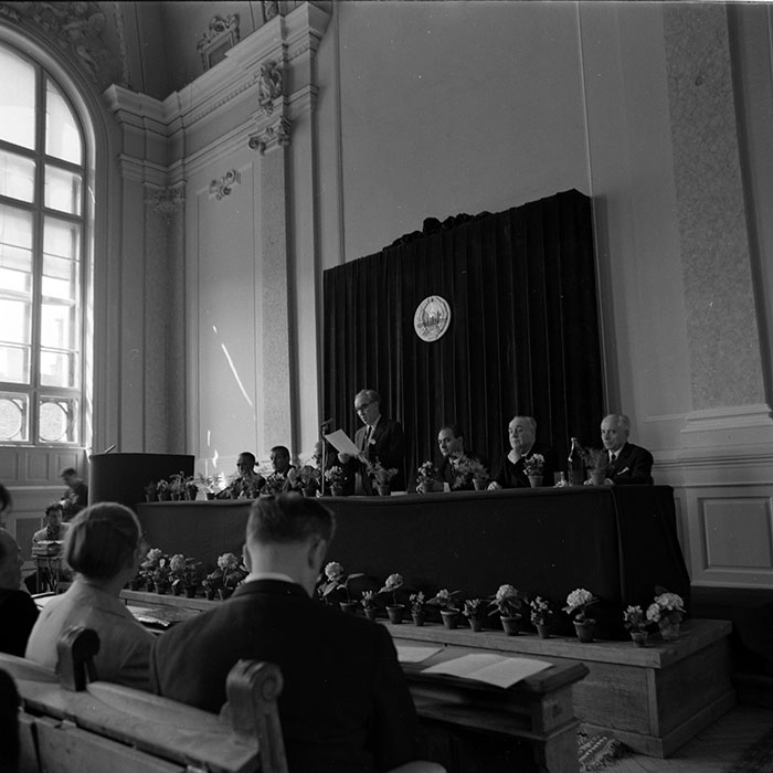 minerva_1972-1976_c1_c10_045