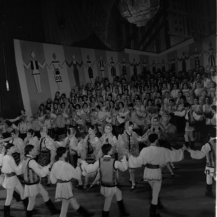 minerva_1972-1976_c1_c12_007