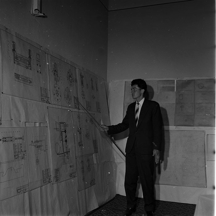 minerva_1972-1976_c1_c13_001