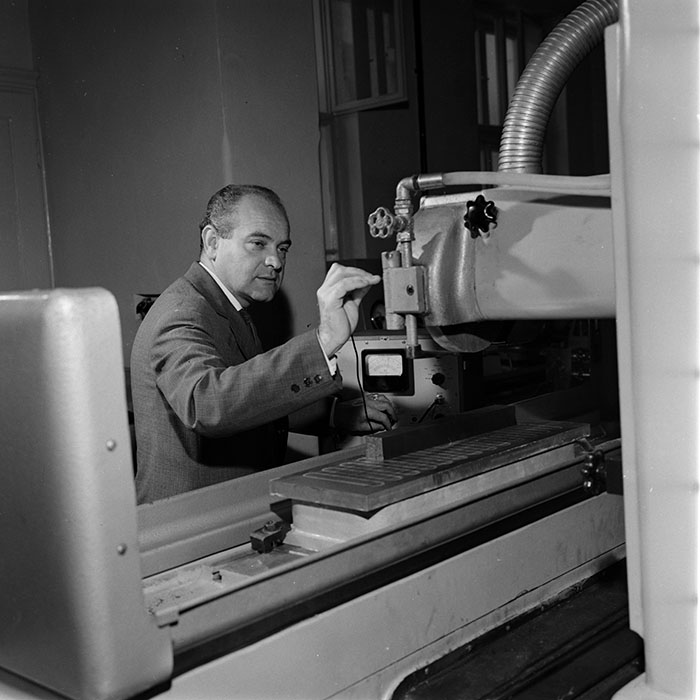 minerva_1972-1976_c1_c13_006