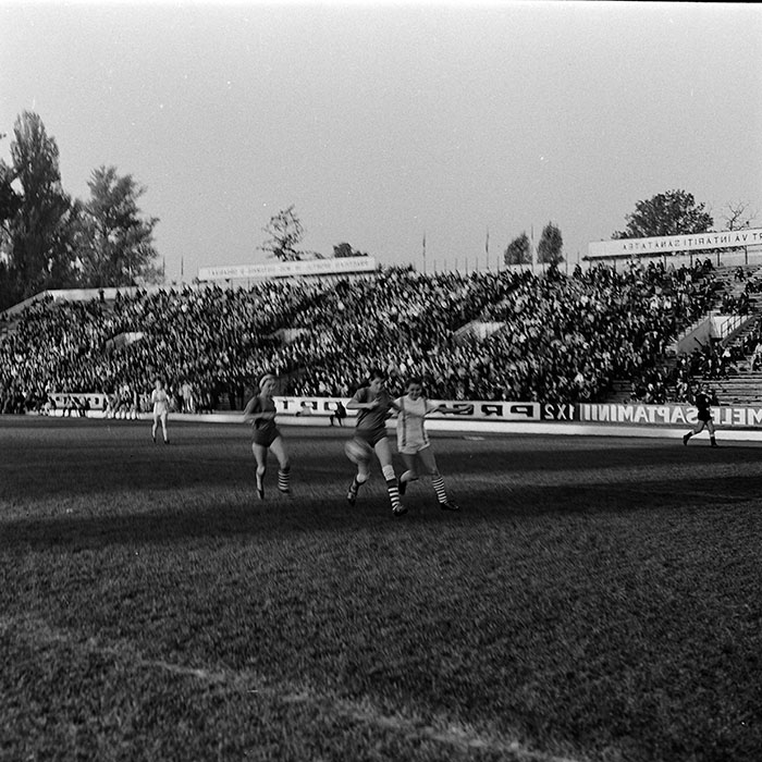 minerva_1972-1976_c1_c13_010