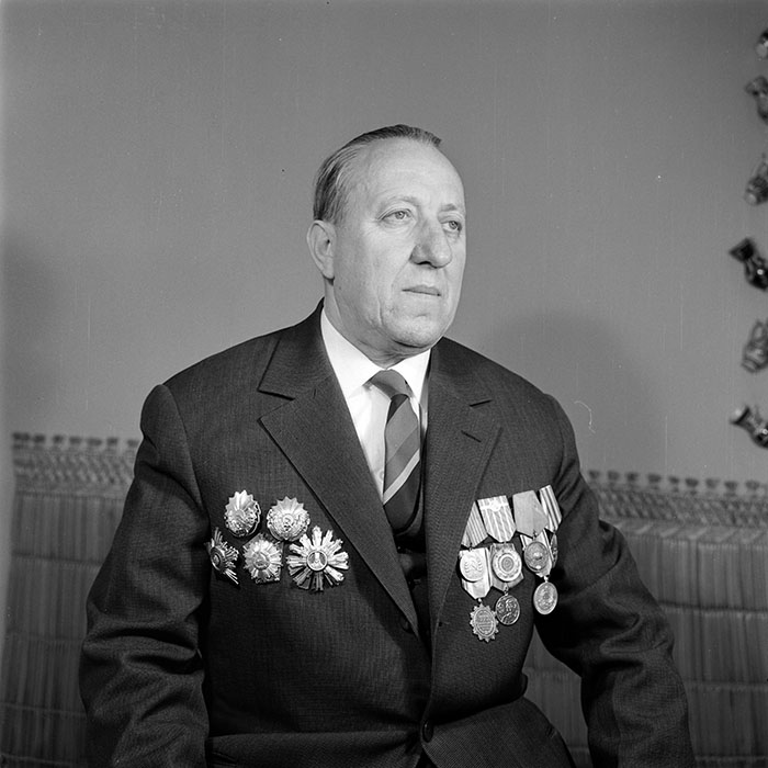 minerva_1973_c1_c3r3_001