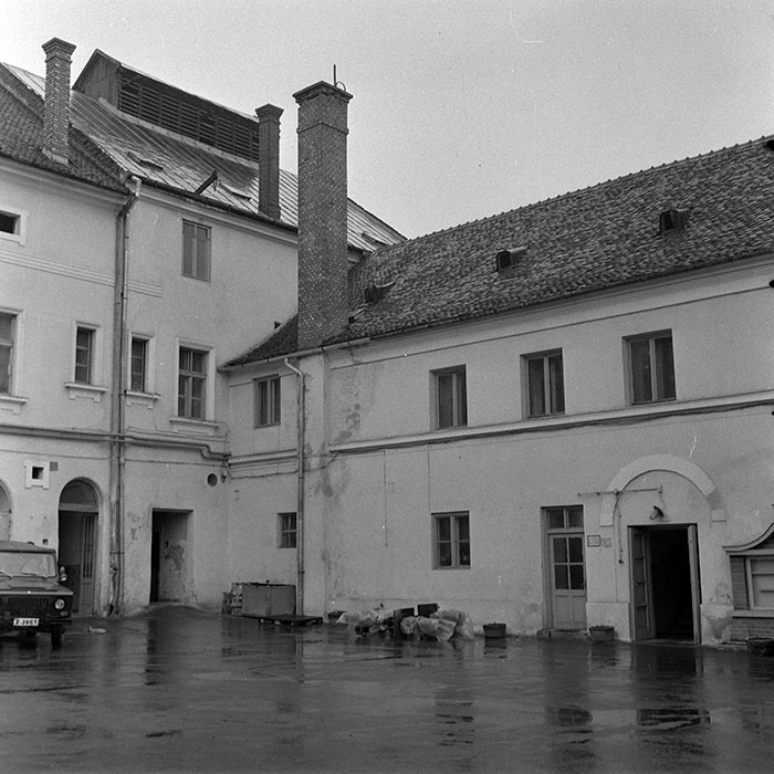 minerva_1978_c2_c1r1_010