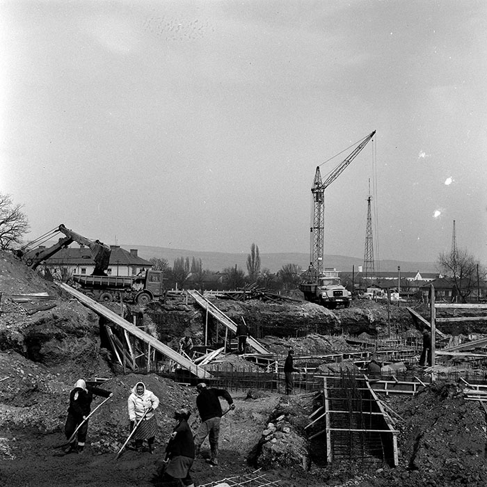 minerva_1978_c2_c1r2_001