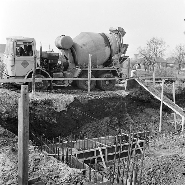 minerva_1978_c2_c1r2_002