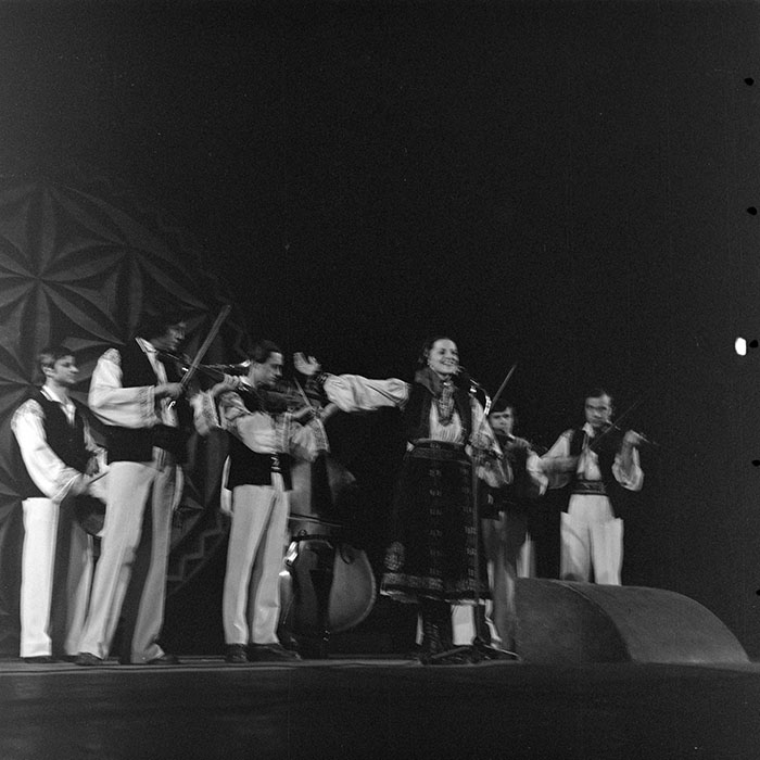 minerva_1978_c2_c3r2_009