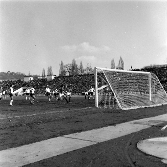 minerva_1978_c2_c3r4_022