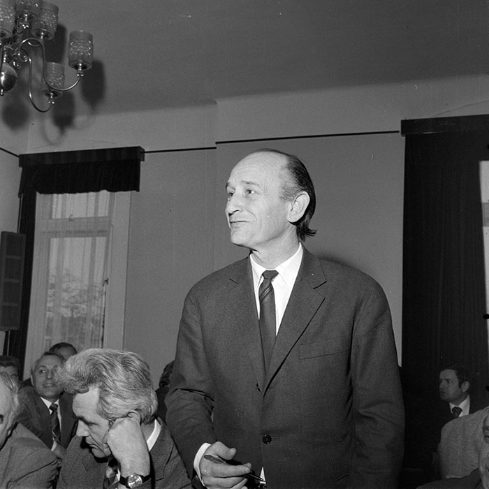 minerva_1978_c2_c4r3_008