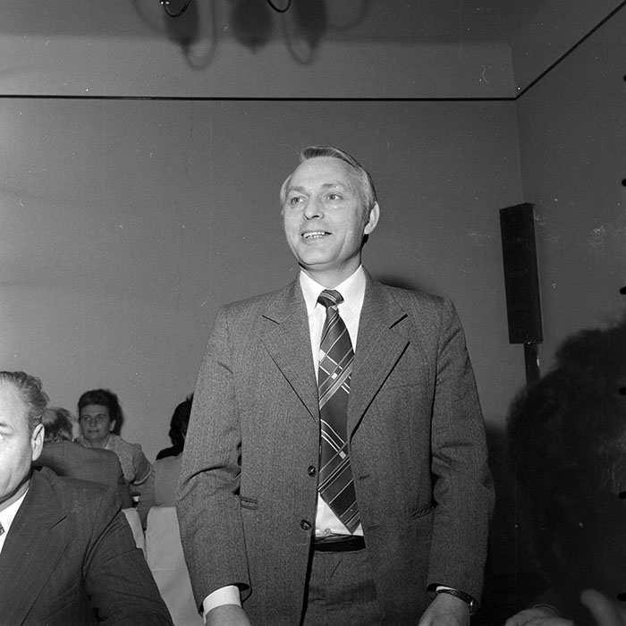 minerva_1978_c2_c4r3_012