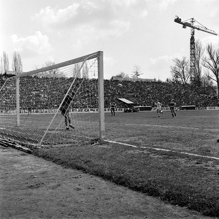 minerva_1978_c2_c7r4_015