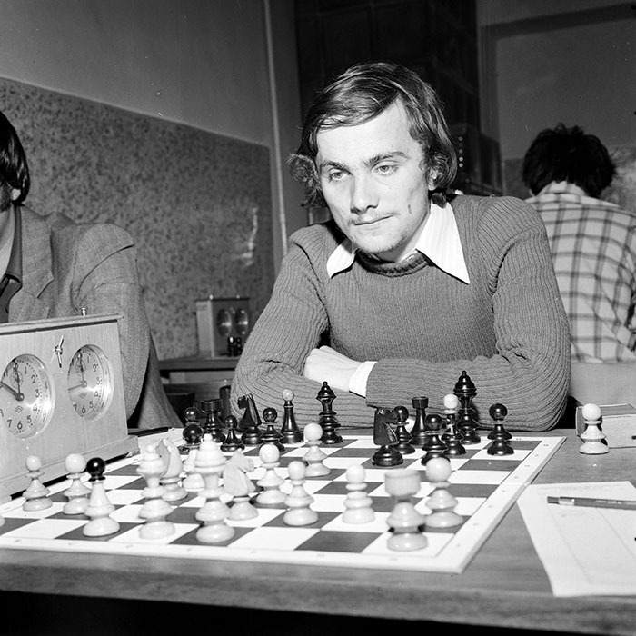 minerva_1978_c2_c8r2_004