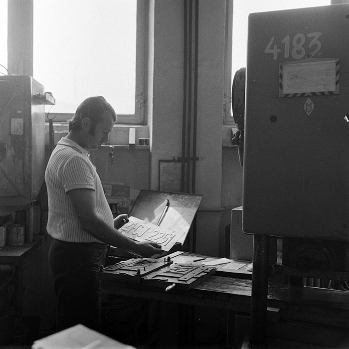 minerva_1978_c2_c9r5_002