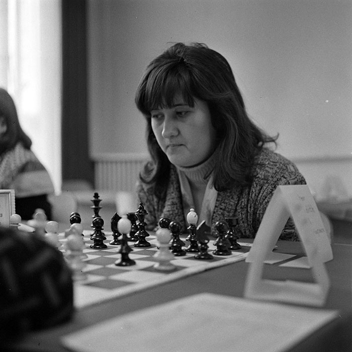 minerva_1979_c1_c1r2_030