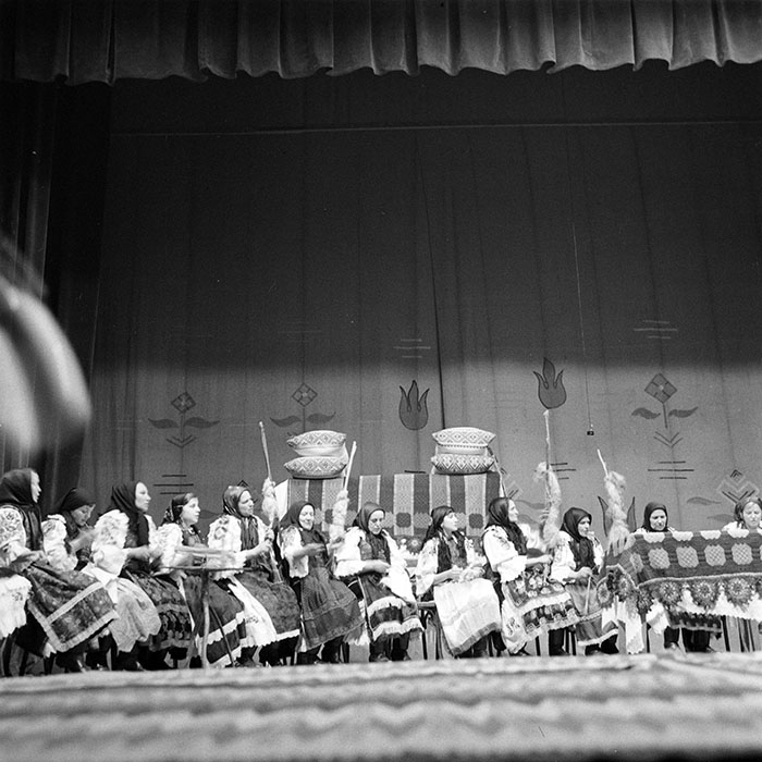 neidentificat|nem azonosított|not identified