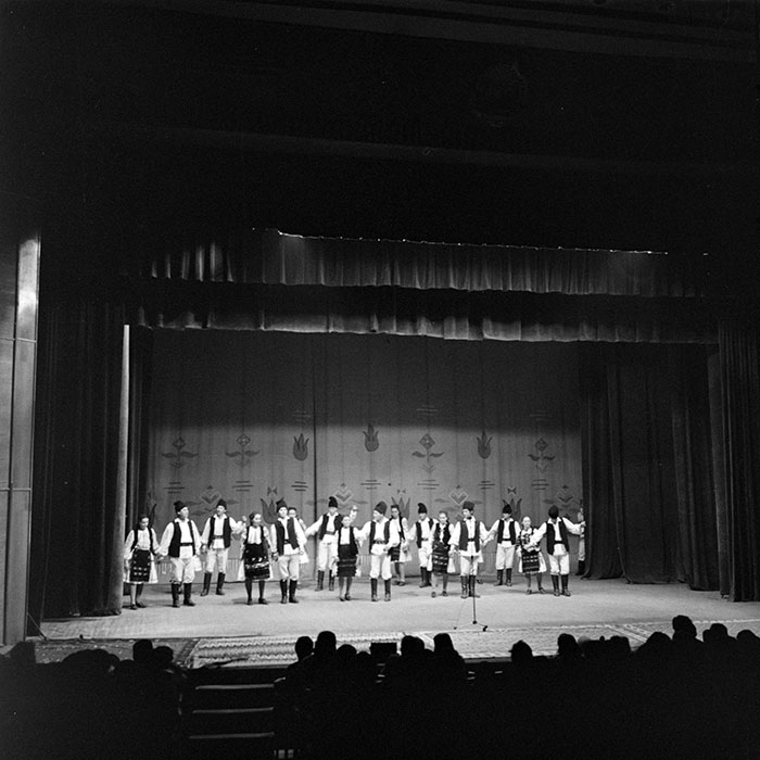 neidentificat|nem azonosított|not identified