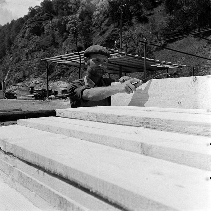 minerva_1979_c1_c9r3_004