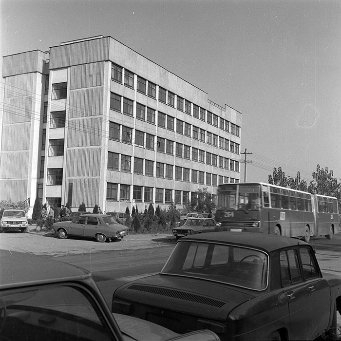 minerva_1982_c3_c10r2_005