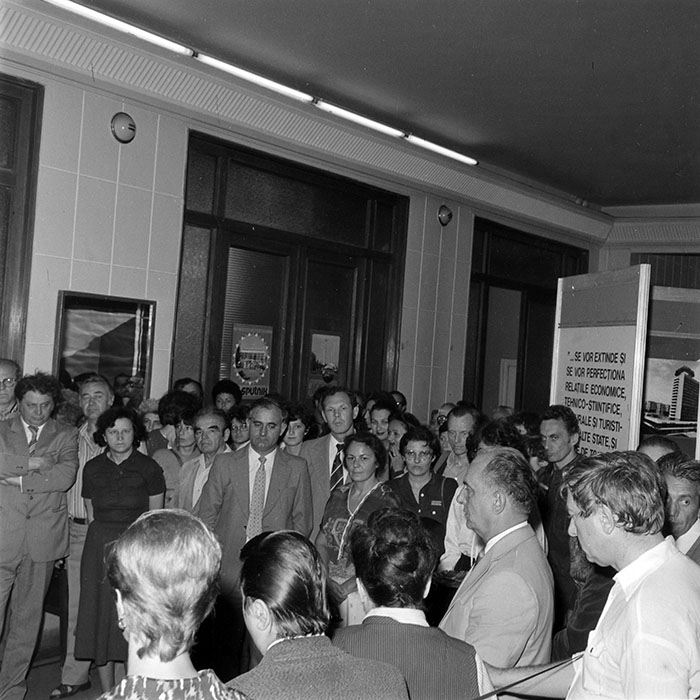 minerva_1982_c3_c10r3_006