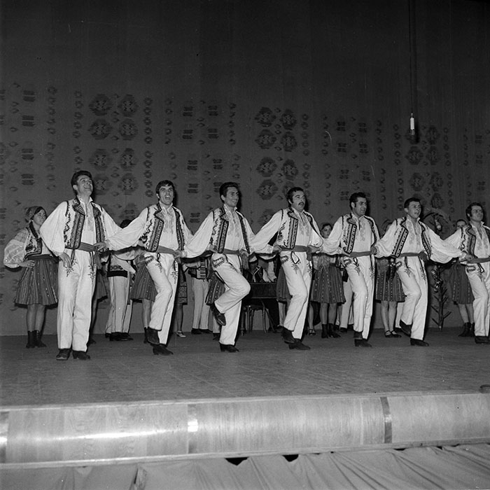 minerva_1982_c3_c10r4_007