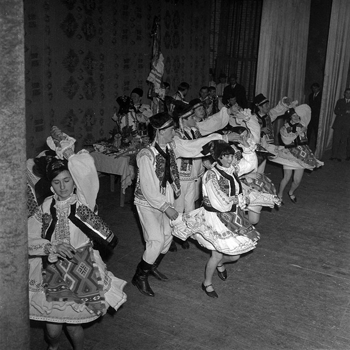 minerva_1982_c3_c10r4_017