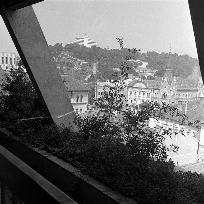 minerva_1982_c3_c1r5_016