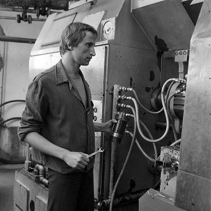 minerva_1982_c3_c2r1_008