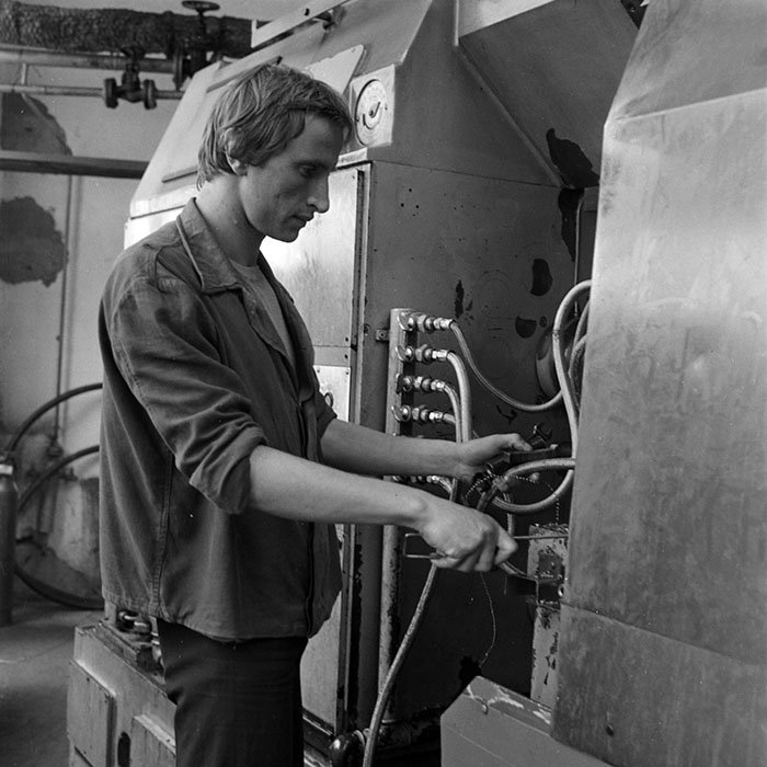 minerva_1982_c3_c2r1_009