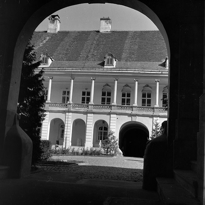 minerva_1982_c3_c2r3_013