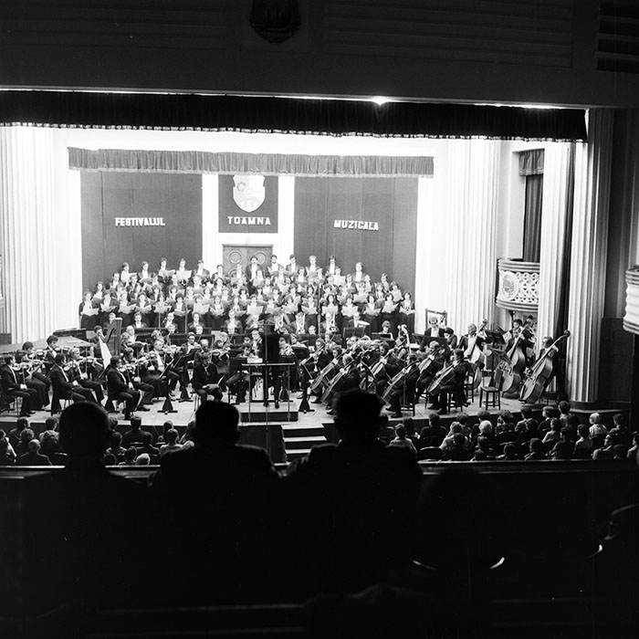 minerva_1982_c3_c2r4_003