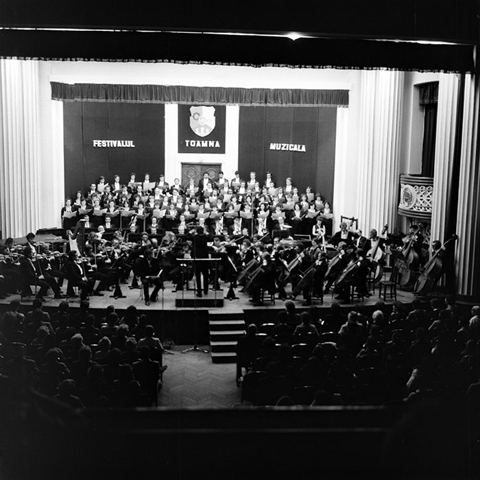 minerva_1982_c3_c2r4_007