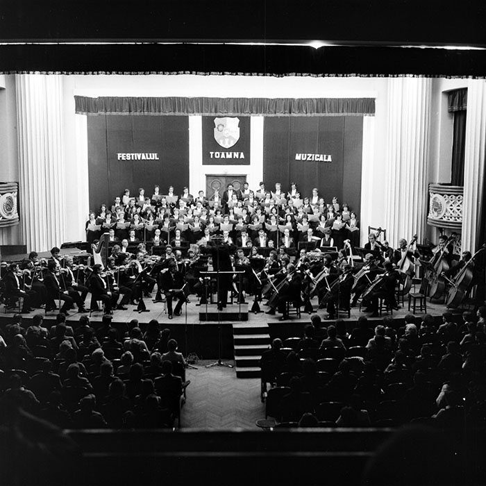 minerva_1982_c3_c2r4_009