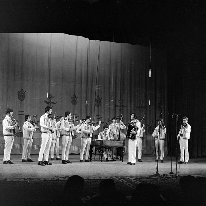 minerva_1982_c3_c3r4_001