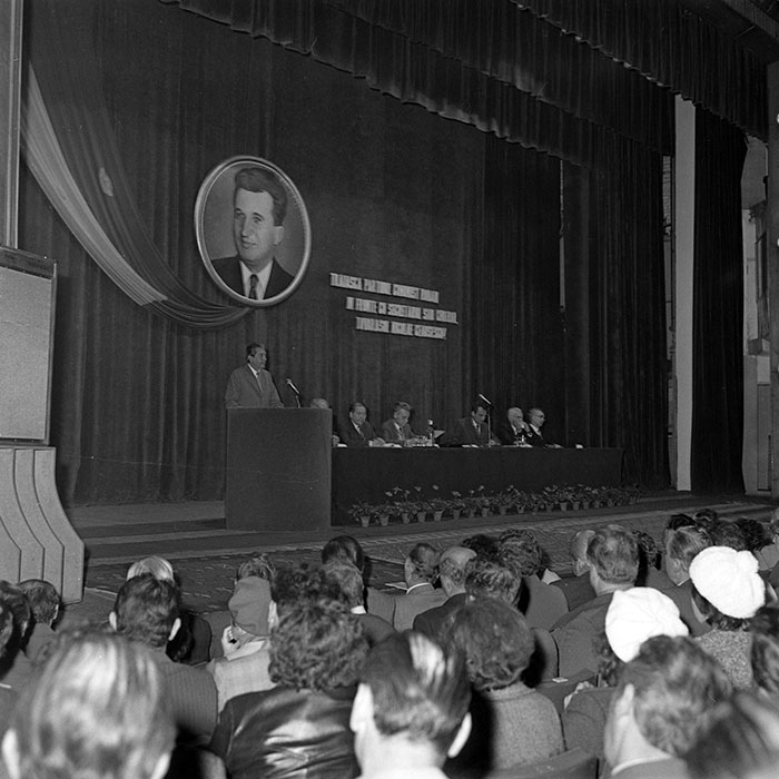 minerva_1982_c3_c4r2_017