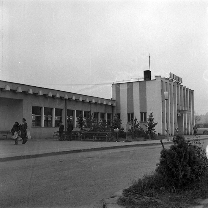 minerva_1982_c3_c4r4_004